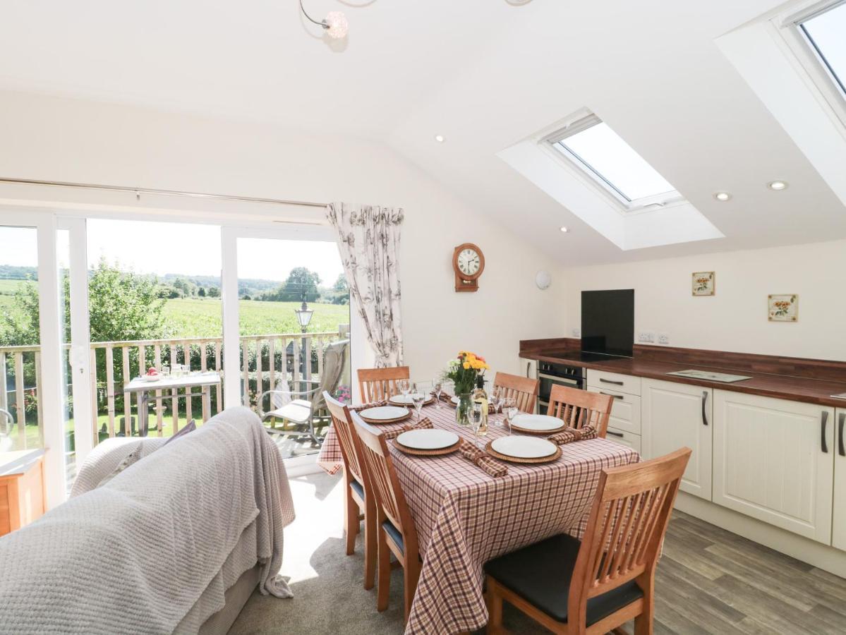 Appartamento The Cider Shed Winscombe Esterno foto